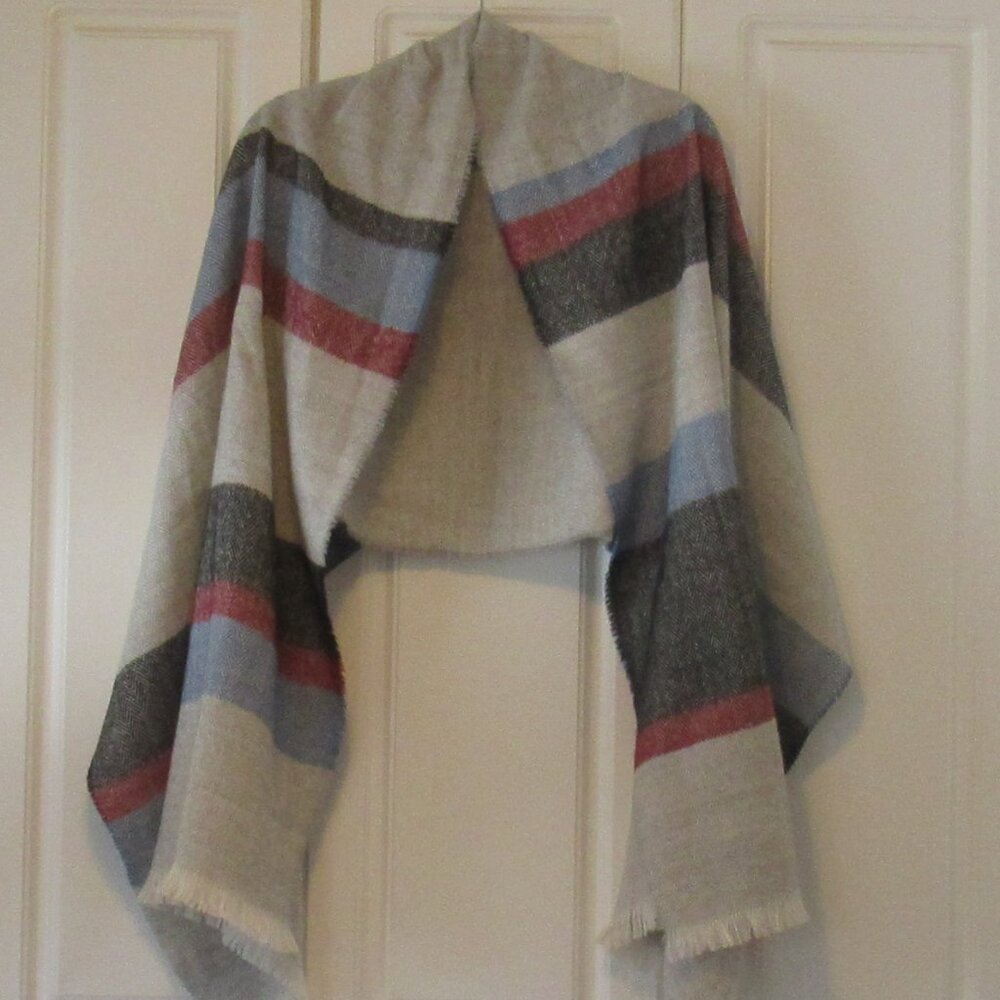 Isaac Mizrahi Oversized Scarf, 100% Acrylic, 73" x 25" Gray Blue & Pink M478